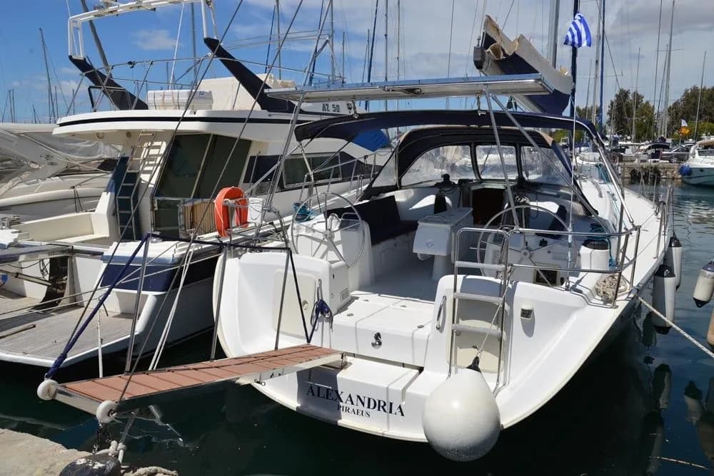 Boat - Rent a 15.62m 6 Cabin Sailing Yacht in Athens