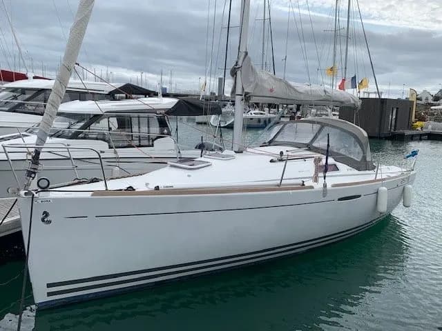 Tekne - Quiberon 7.9m Kiralık Yelkenli Yat