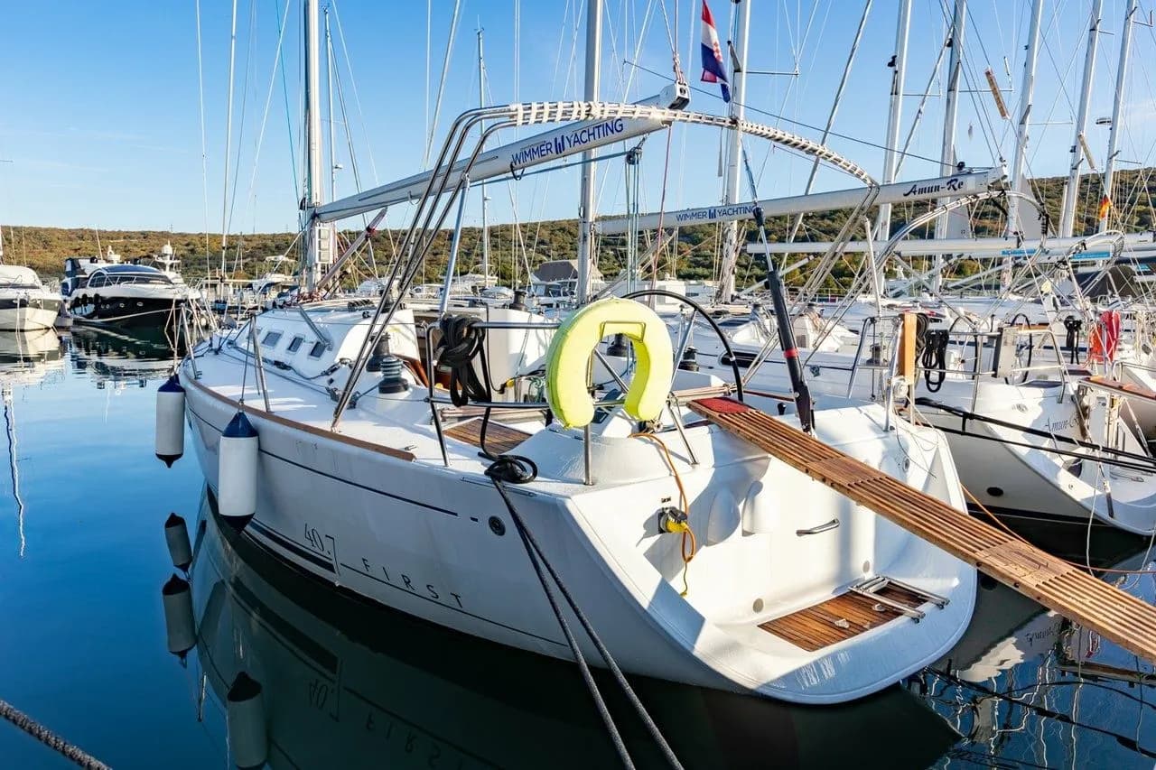 Boat - Rent a 11.99m Beneteau First 40.7 Sailing Yacht in Punat