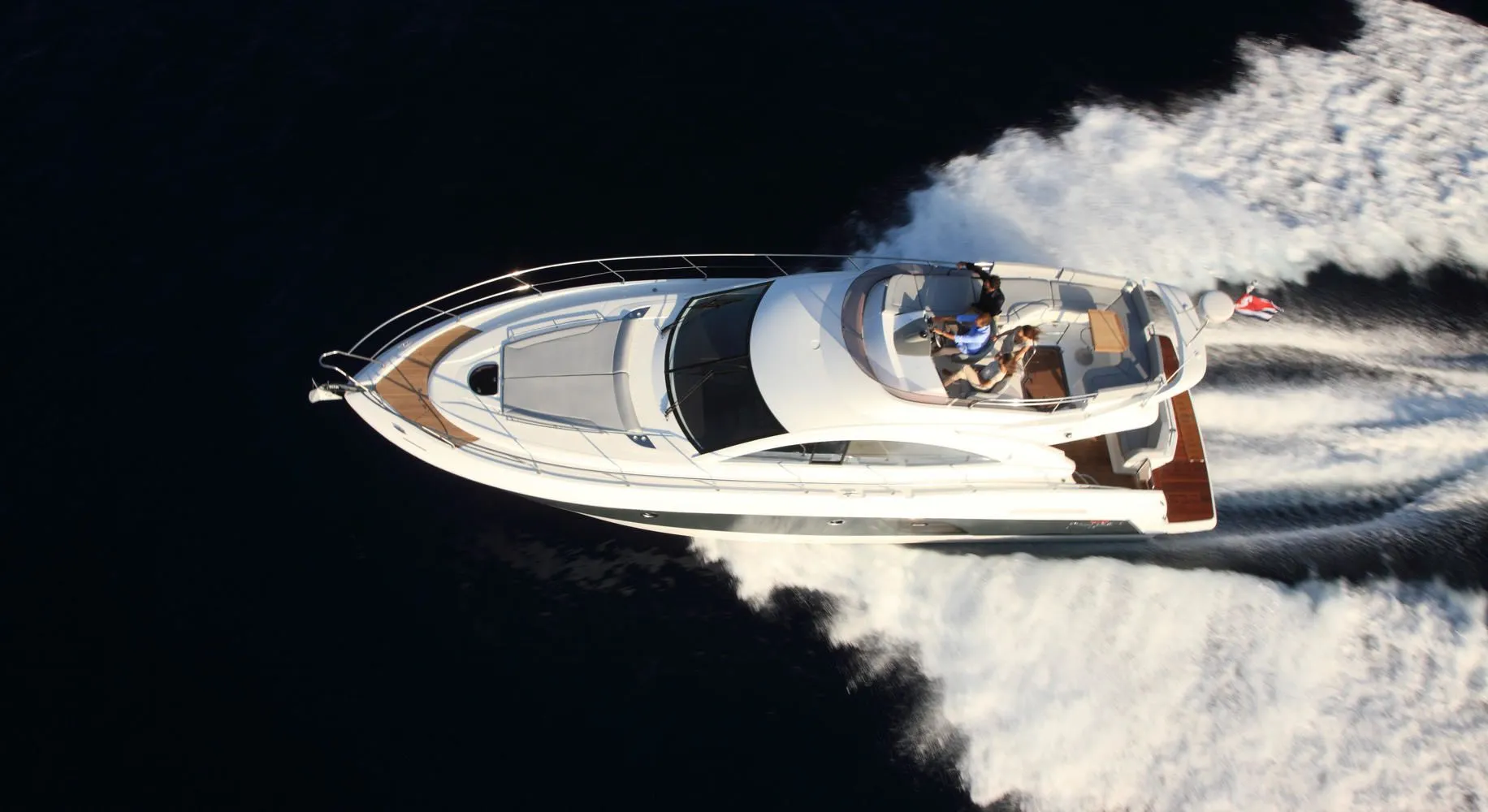 Boat - Charter a 15.6m Motor Yacht in Antibes