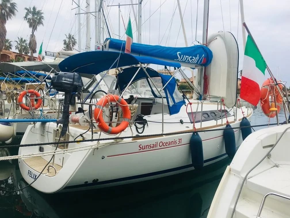 Tekne - Procida Kiralık Beneteau Oceanis 31 9.66m Yelkenli Yat