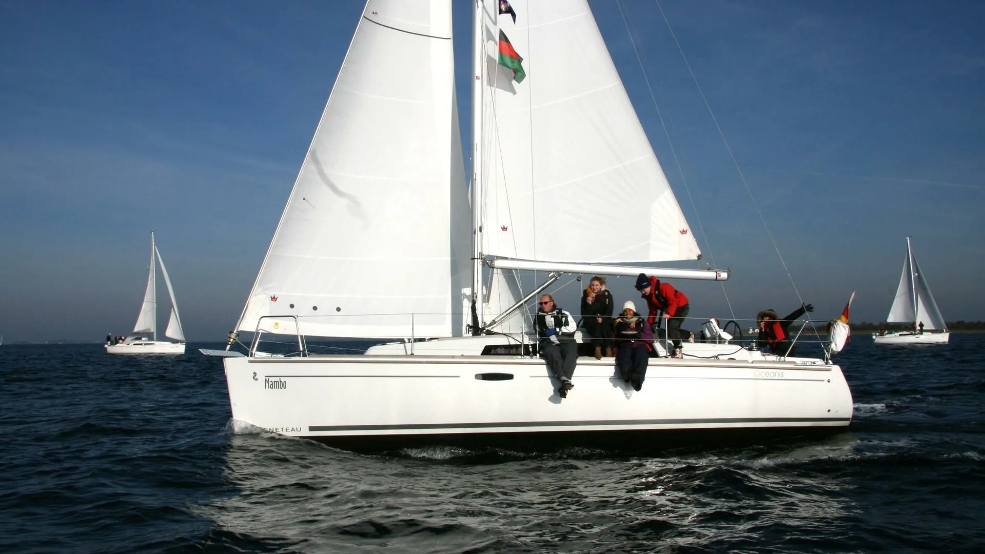 Boat - Explore Heiligenhafen on a 9.66m Beneteau Oceanis 31 Sailing Yacht Rental