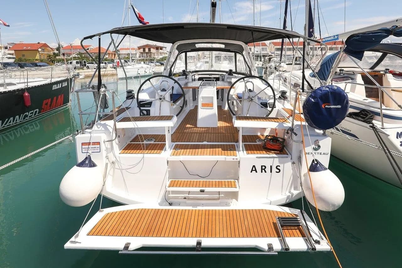 Tekne - Biograd na Moru 10.45m Kiralık Beneteau Oceanis 35.1