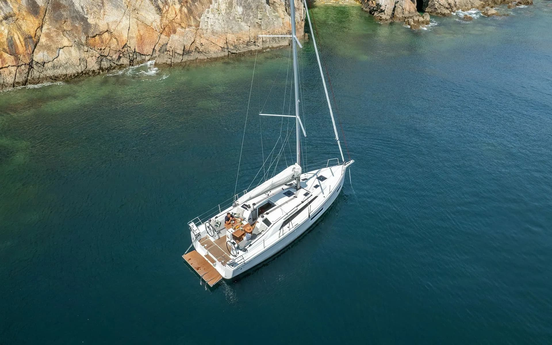 Tekne - Castiglioncello Kiralık Beneteau Oceanis 37.1 11.93m Yelkenli Yat