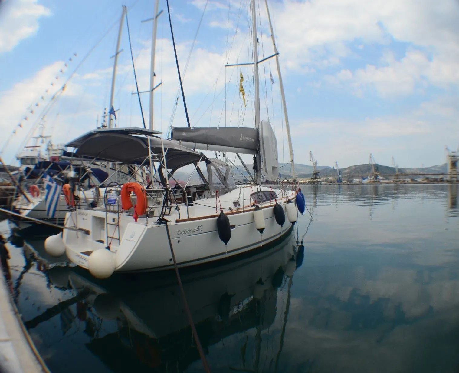 Tekne - Volos Kiralık Beneteau Oceanis 40 12.19m Yelkenli Yat