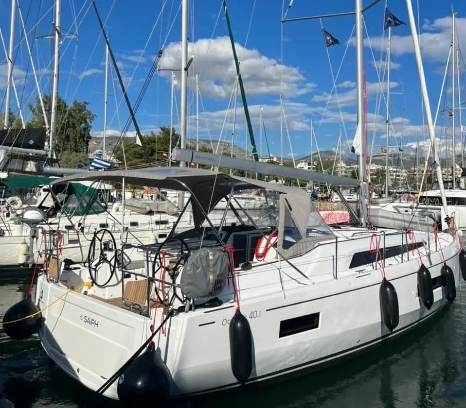 Tekne - Atina 12.49m Kiralık Tekne