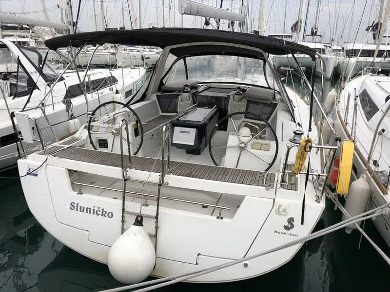 Boat - 12.38m Sukosan Beneteau Oceanis 41 Hire