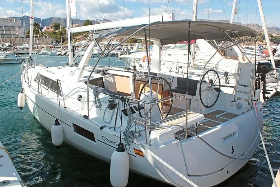 Tekne - Palma de Mallorca 12.43m Kiralık Yelkenli Yat