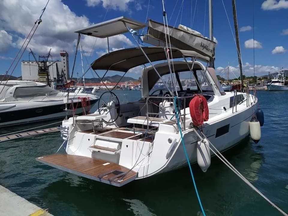 Tekne - Volos Kiralık Beneteau Oceanis 41.1 12m 