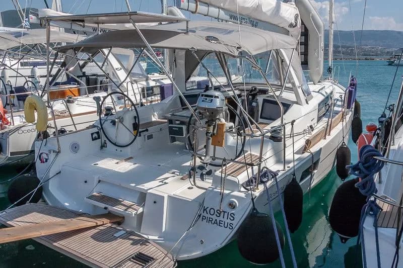 Tekne - Lefkada 12.43m Kiralık Beneteau Oceanis 41.1 Yelkenli Yat