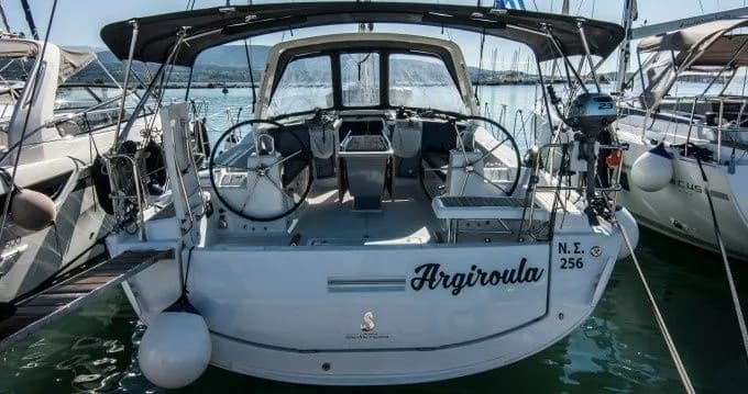 Tekne - Lefkada 12.43m Kiralık Yelkenli Yat