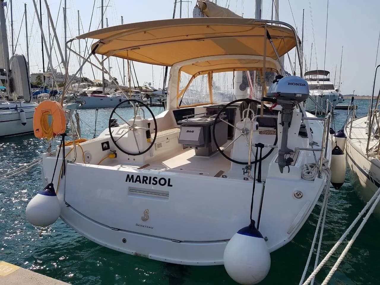 Boat - Charter a 12.43m Sailing Yacht Beneteau Oceanis 41.1 in Athens