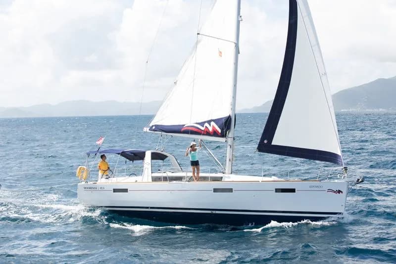 Tekne - Tortola 12.43m Kiralık Yelkenli Yat Beneteau Oceanis 41.1