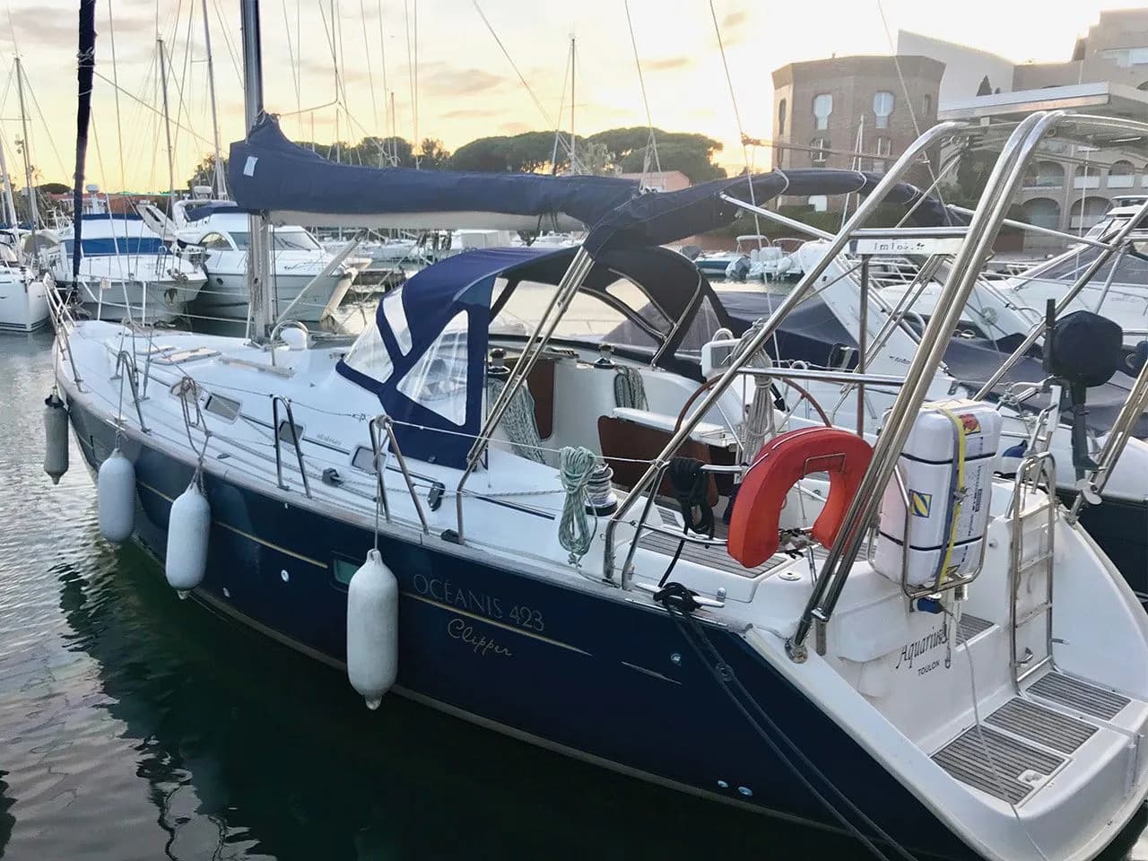 Boat - Charter a 12.54m 3 Cabin Sailing Yacht in Hyeres