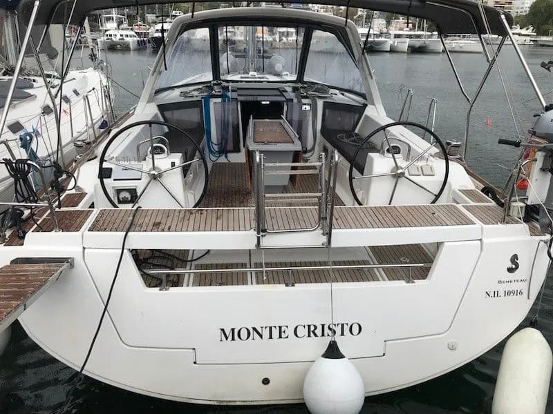 Boat - 13.85m Athens Beneteau Oceanis 45 Sailing Yacht Hire