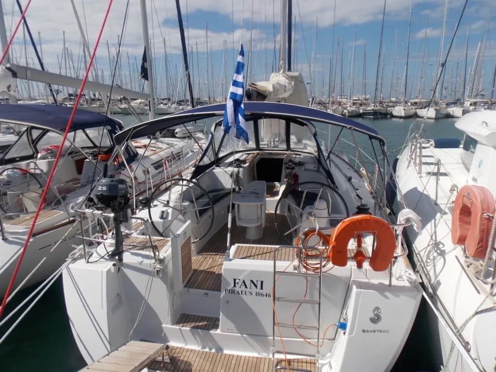 Boat - Charter a 14m Sailing Yacht in Athens