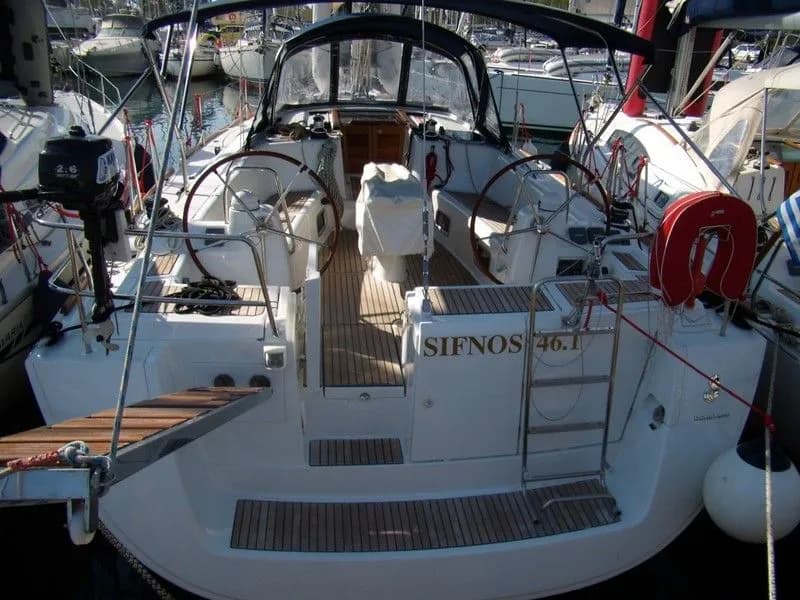 Boat - Explore Athens on a 14.09m Rental Beneteau Oceanis 46