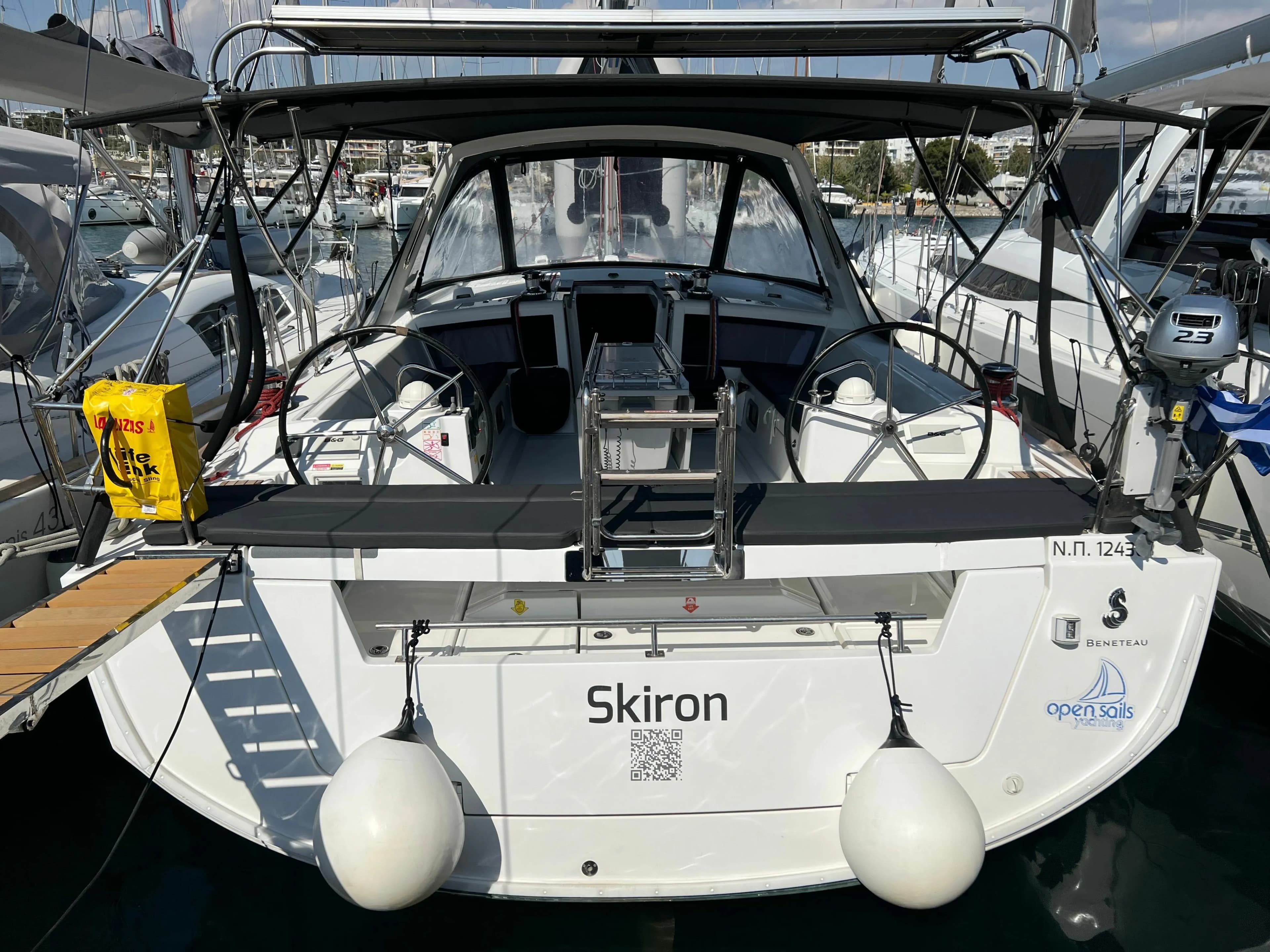 Boat - 14.6m Athens Beneteau Oceanis 48 Sailing Yacht Hire