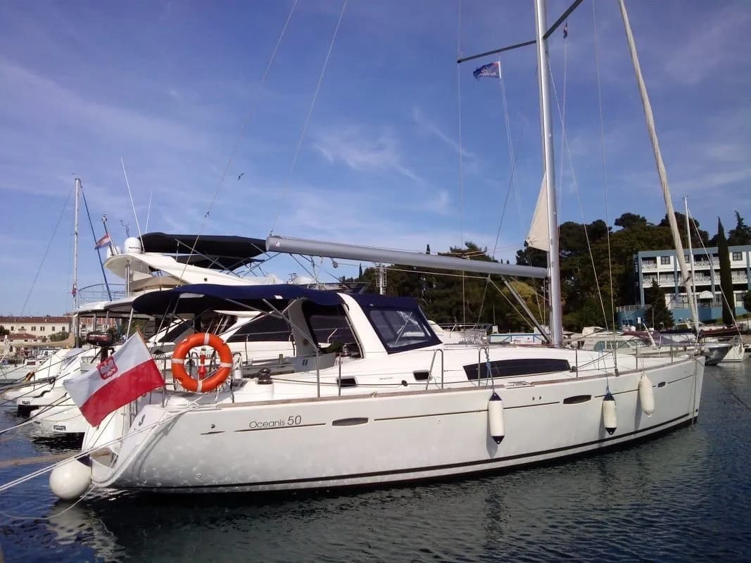 Boat - Rent a 15.3m Beneteau Oceanis 50 Sailing Yacht in Sukosan