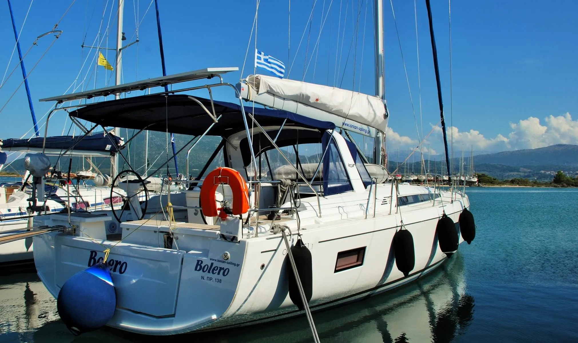 Tekne - Lefkada 15.94m Kiralık Beneteau Oceanis 51.1 Yelkenli Yat