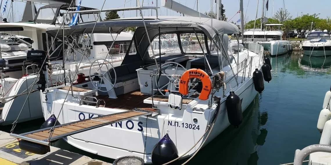 Boat - Rent a 15.8m Beneteau Oceanis 51.1 Sailing Yacht in Athens