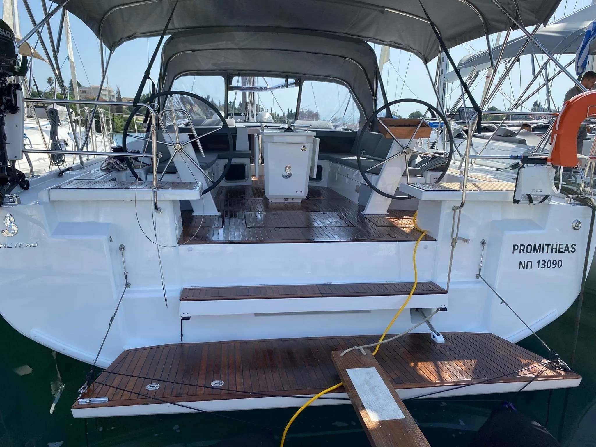 Boot - Charter a 15.8m Beneteau Oceanis 51.1 Sailing Yacht in Gouvia