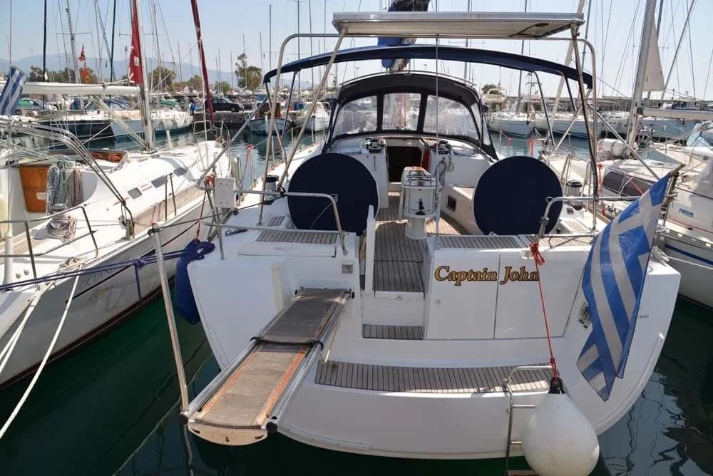 Tekne - Atina Kiralık Beneteau Oceanis 54 16.69m Yelkenli Yat