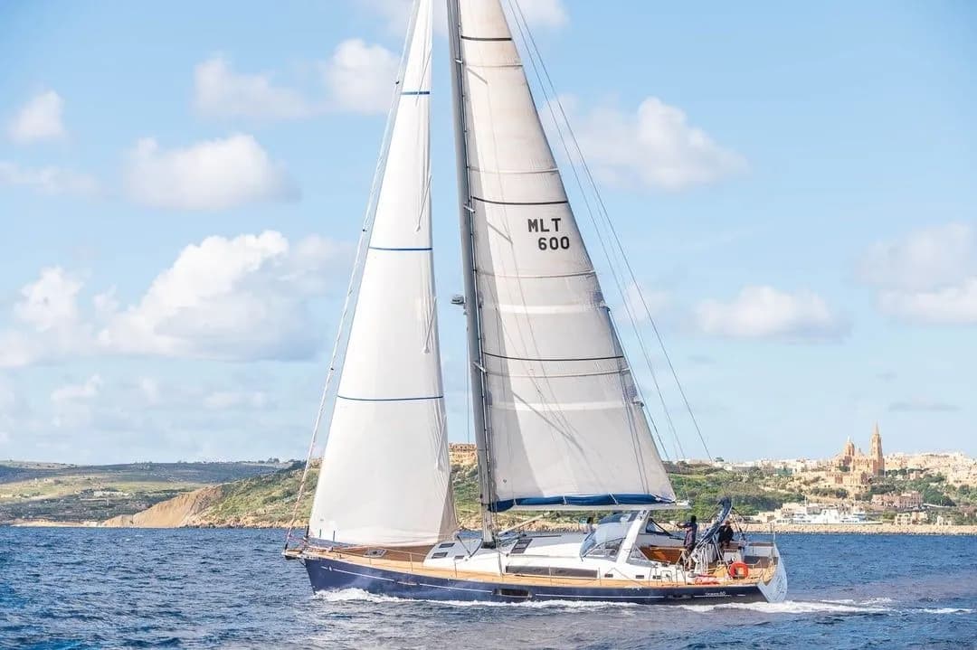 Tekne - Lefkada 19m Kiralık Beneteau Oceanis 60 Yelkenli Yat