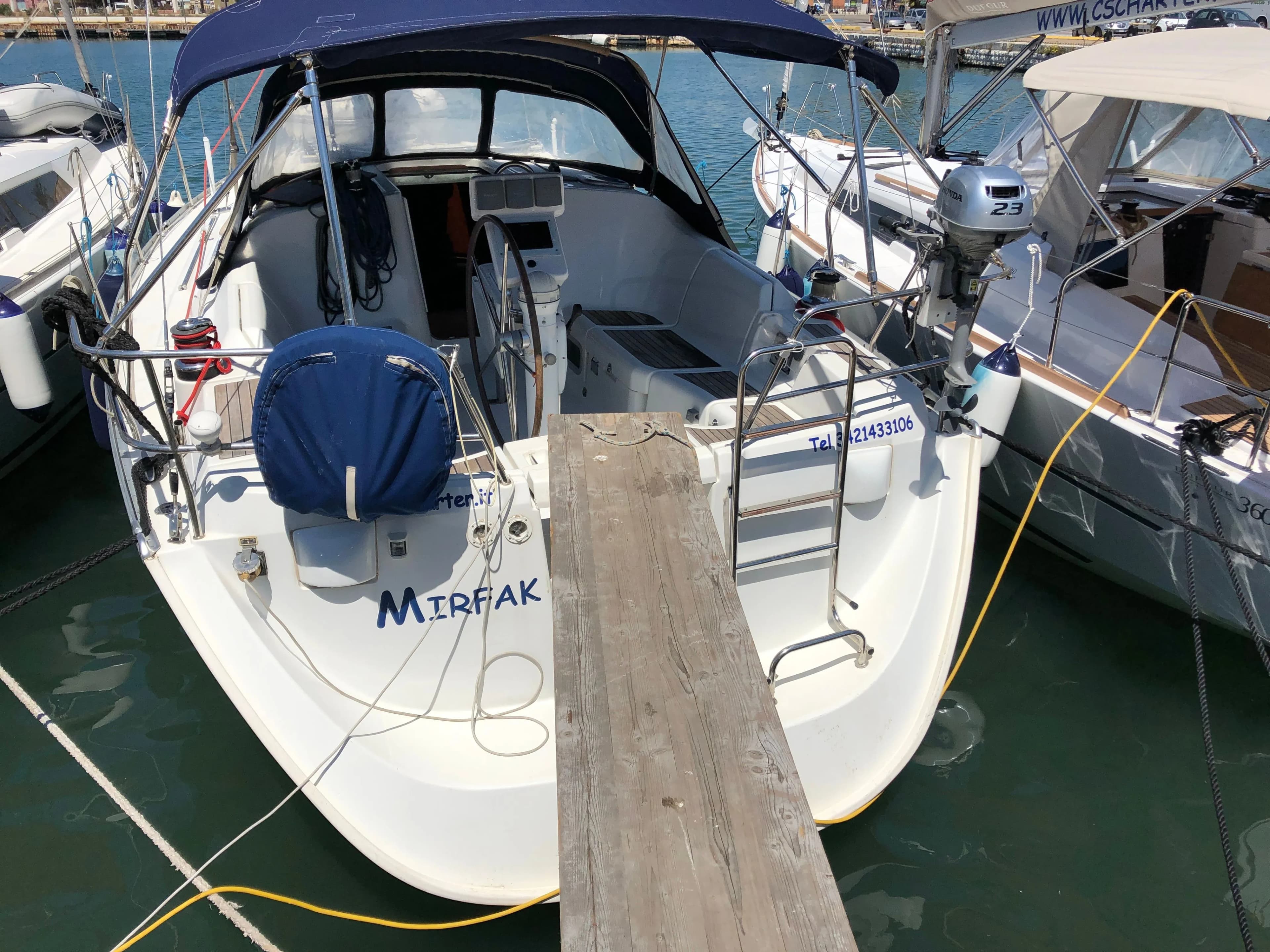Tekne - Cagliari 11.3m Kiralık Beneteau Oceanis Clipper 373 Yelkenli Yat