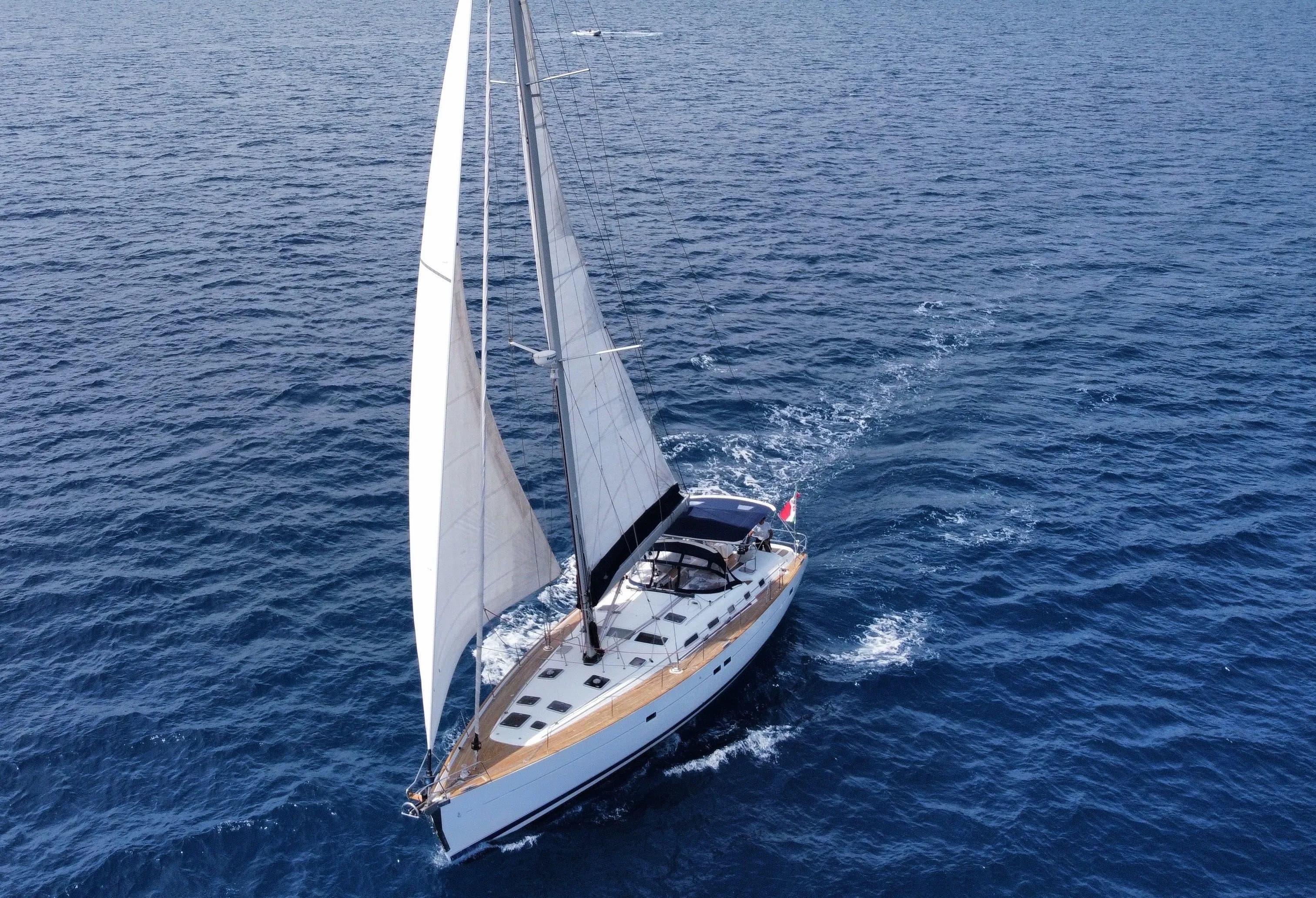 Tekne - Golfo Aranci 16.2m Kiralık Beneteau Oceanis Clipper 523