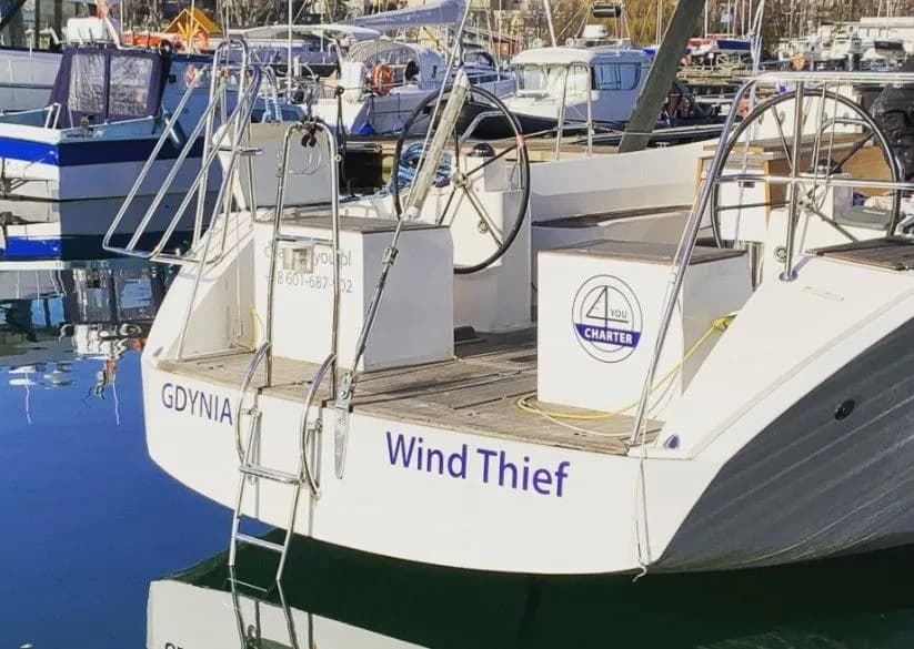 Boat - Explore Gdynia on a 12.3m Rental Sailing Yacht Cobra 41