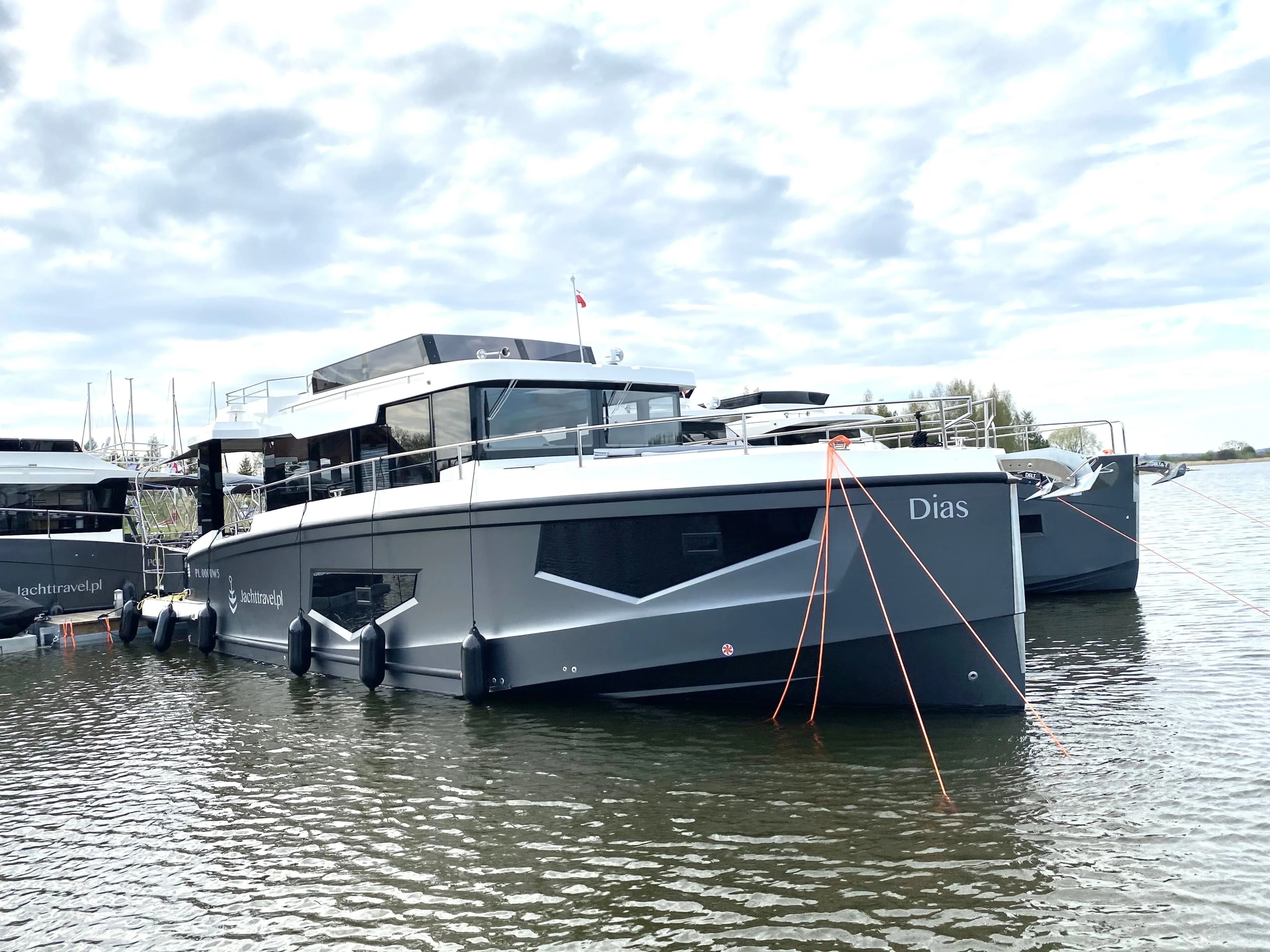 Tekne - Mikolajki Kiralık Cobra Seamaster 45 13.5m Motoryat