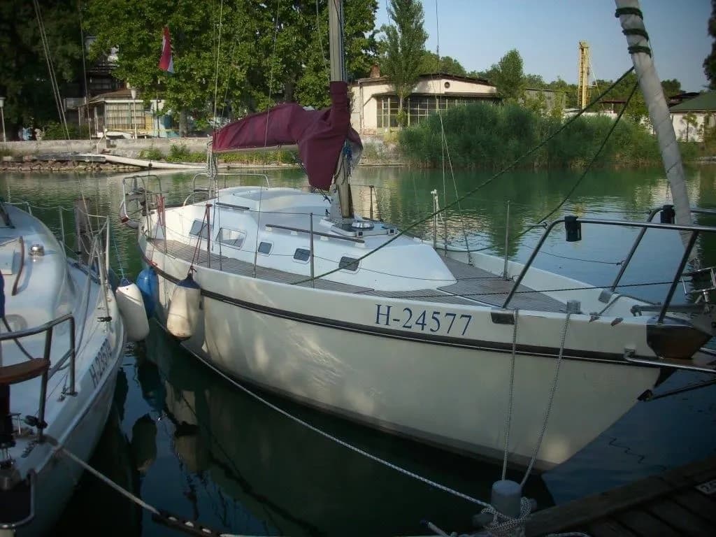 Tekne - Siofok 9.14m Kiralık Yelkenli Yat
