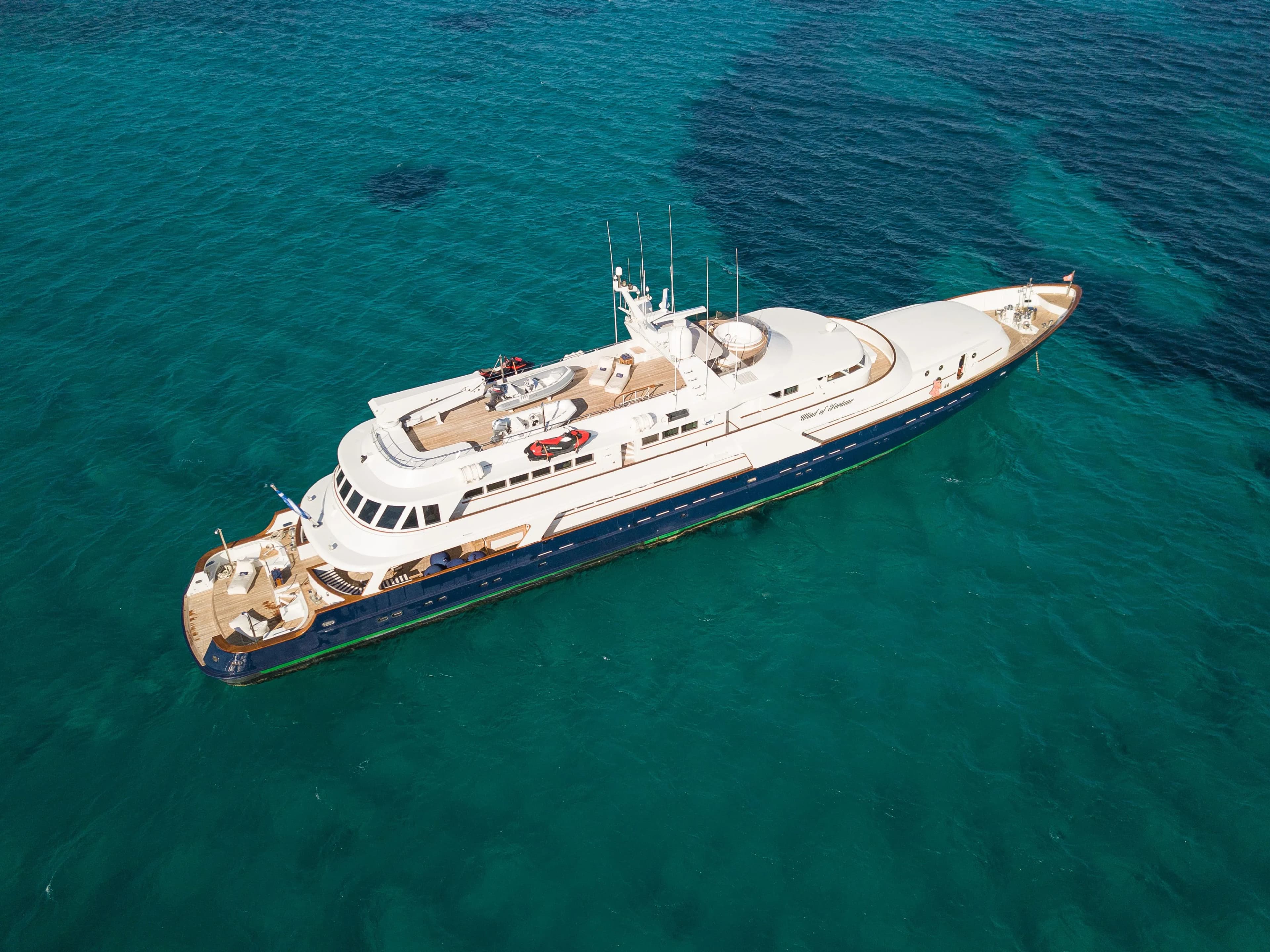 Boat - Explore Athens on a 52.1m CRN 170 Motor Yacht Rental