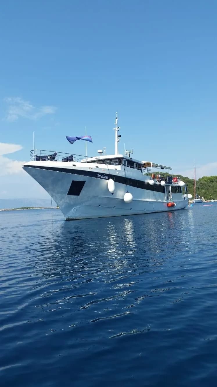 Boat - 32m Makarska Boat Hire