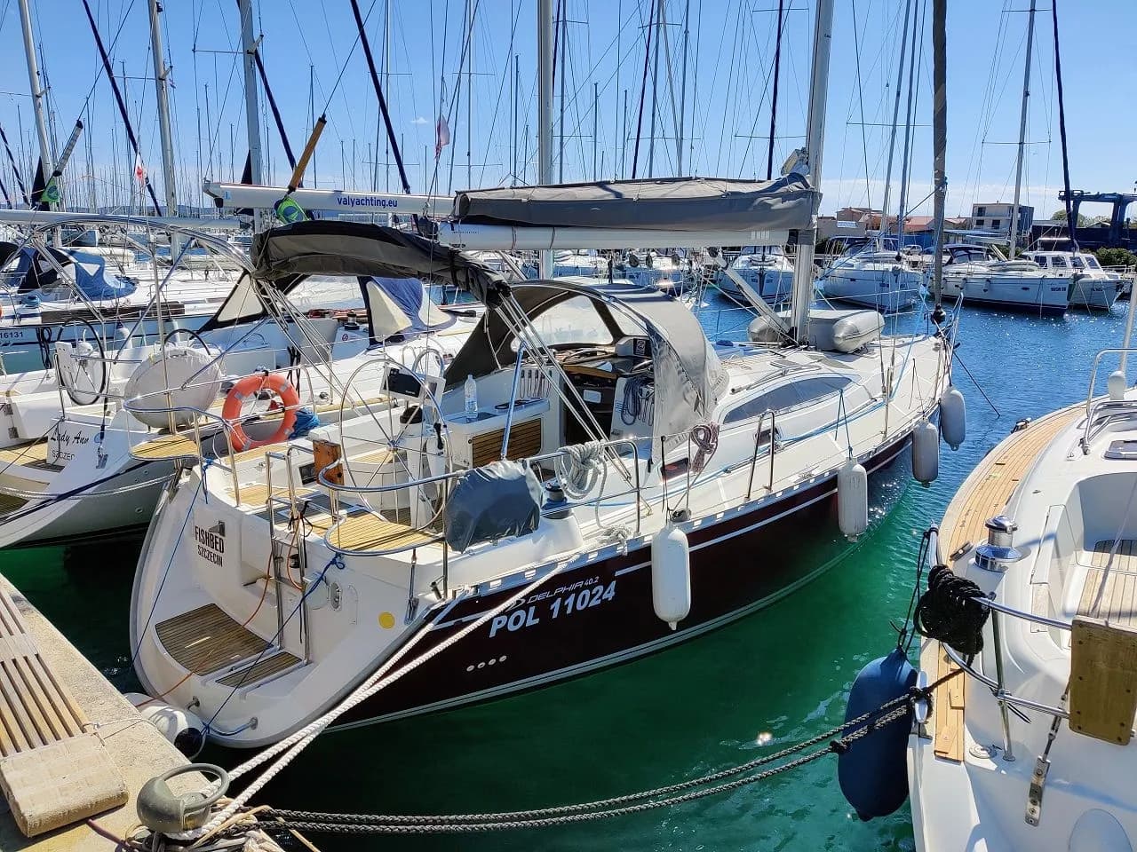 Boat - Rent a 12.35m Delphia 40 in Sukosan