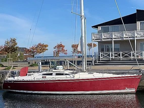 Boat - 11.95m Altefähr Delphia 40 Sailing Yacht Hire