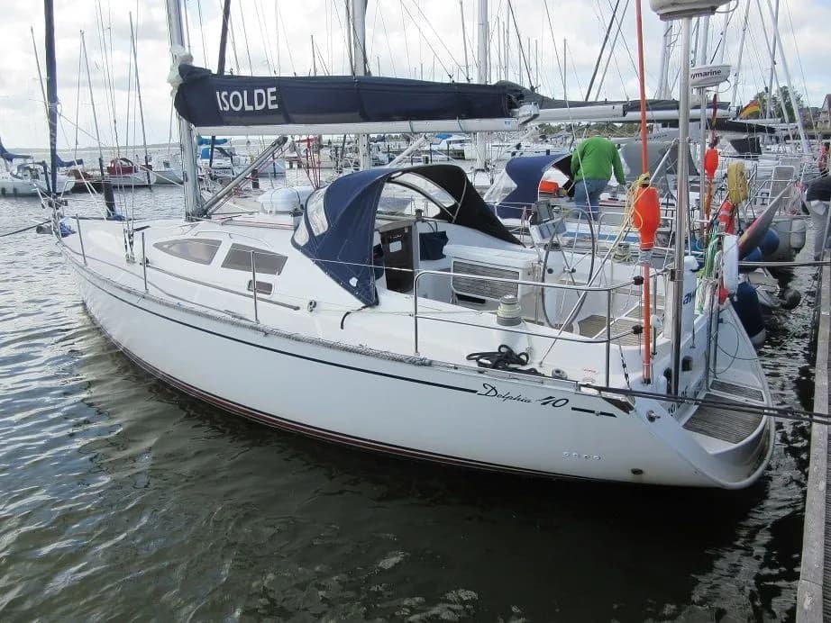 Boat - Charter a 12.35m Sailing Yacht Delphia 40.4 in Breege