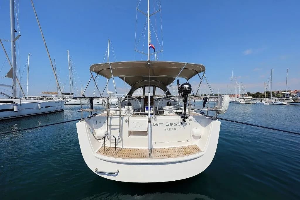 Tekne - Biograd na Moru 14.48m Kiralık 5 Kabinli Yelkenli Yat