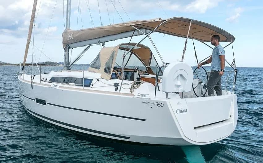 Лодка - 10.28м аренда Dufour 350 парусная яхта в Порто-Ротондо