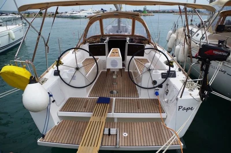 Boat - 10.28m Sukosan Boat Hire