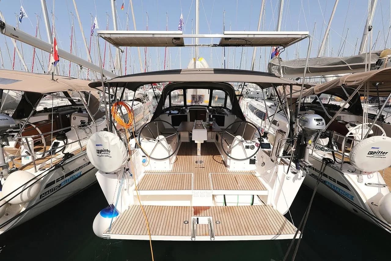 Tekne - Biograd na Moru 11.25m Kiralık 3 Kabinli Yelkenli Yat
