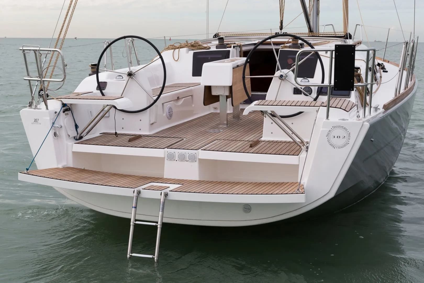 Boat - 11.23m Roses Boat Hire