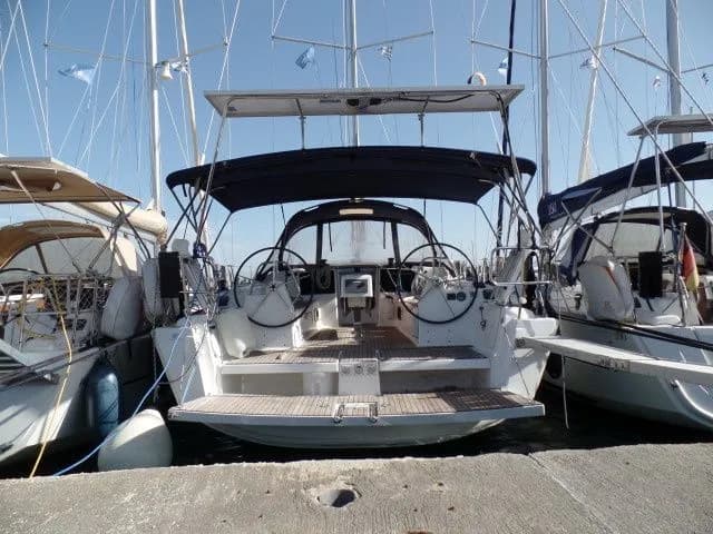 Boot - Rent a 11.25m Dufour 382 Sailing Yacht in Gouvia