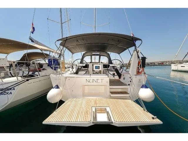 Tekne - Biograd na Moru 11.93m Kiralık Yelkenli Yat Dufour 390