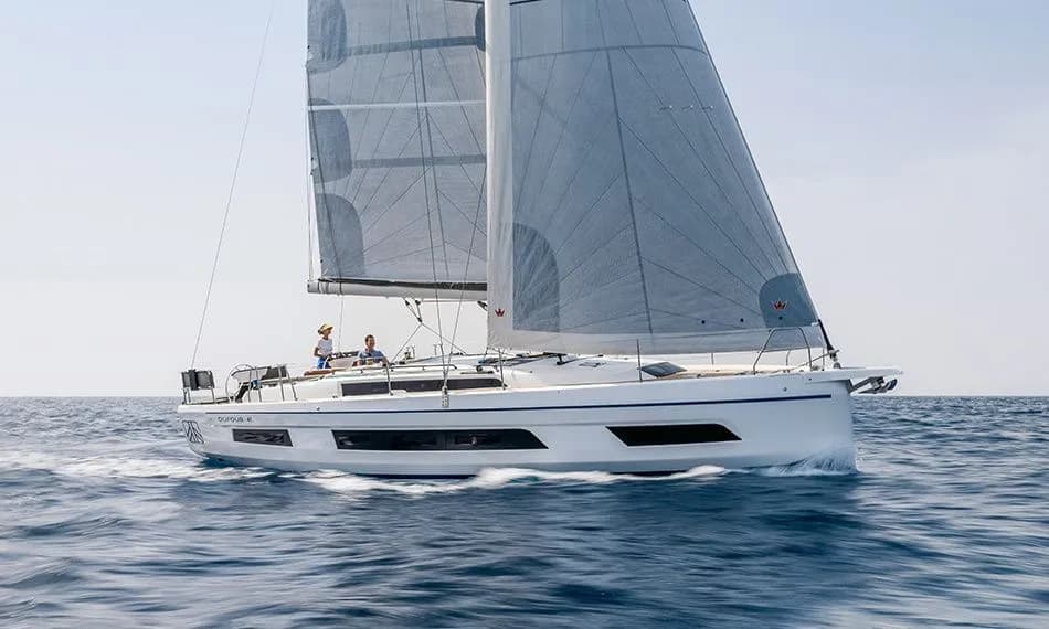 Tekne - Lefkada 12.75m Kiralık 3 Kabinli Yelkenli Yat