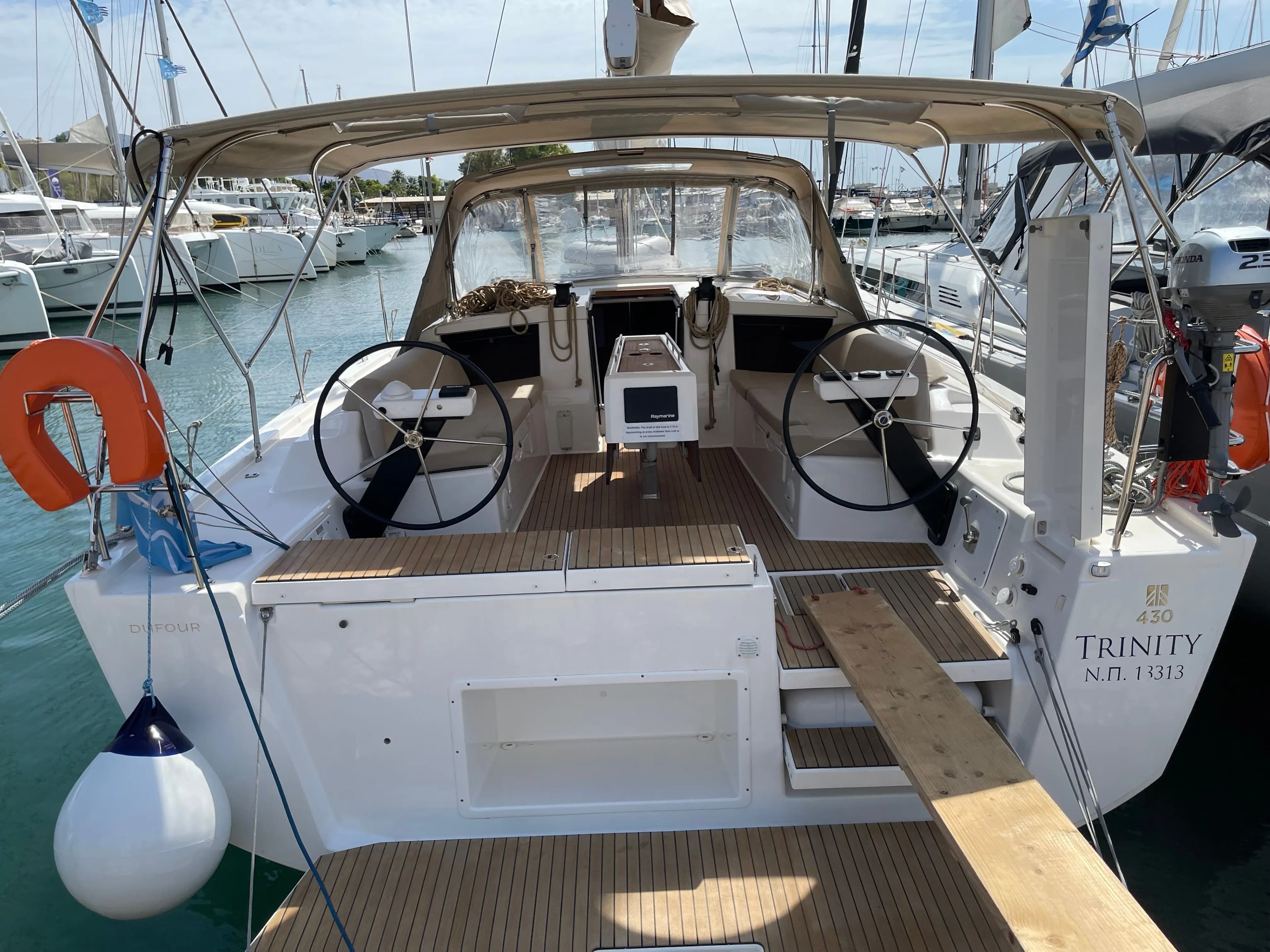 Boat - Rent a 13.24m Dufour 430 in Athens