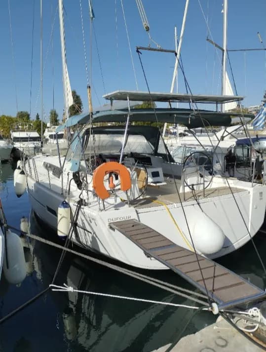 Boat - Charter a 14.15m Dufour 460 GL Sailing Yacht in Athens