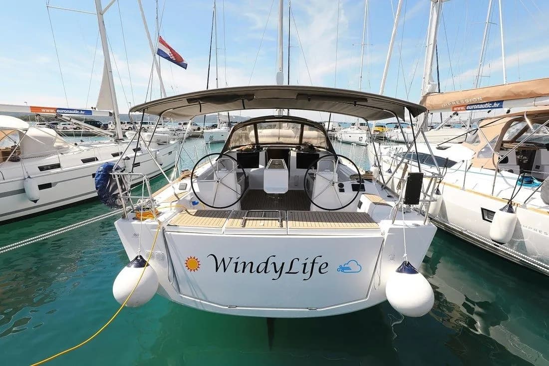 Tekne - Biograd na Moru 14.15m Kiralık Yelkenli Yat Dufour 460 GL