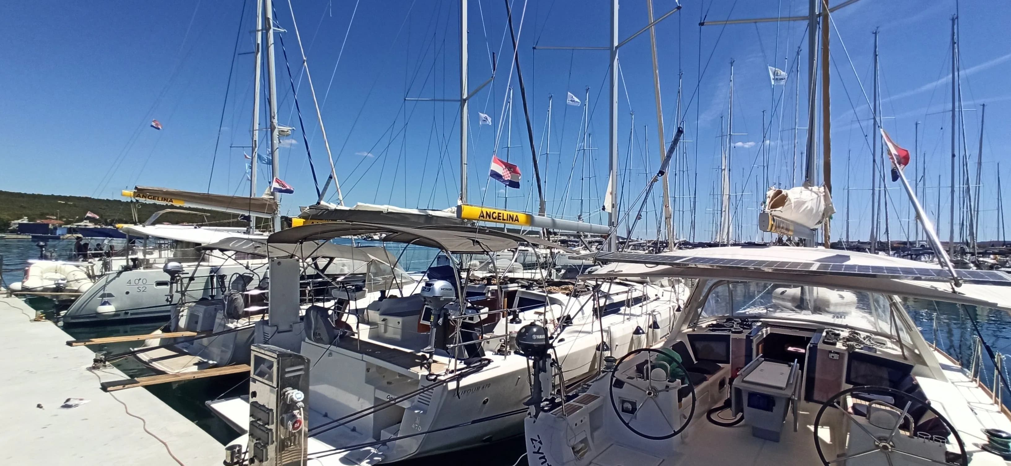 Boat - Rent a 14.58m Dufour 470 in Sukosan